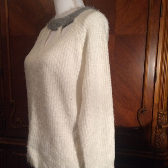 Nice White Sweater - Picture 3 of 5